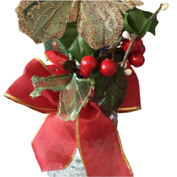 HAND CRAFTED Holiday Decor Faux Foliage Gold Butterfly and Pinecone Accent NEW - Picture 3 of 13